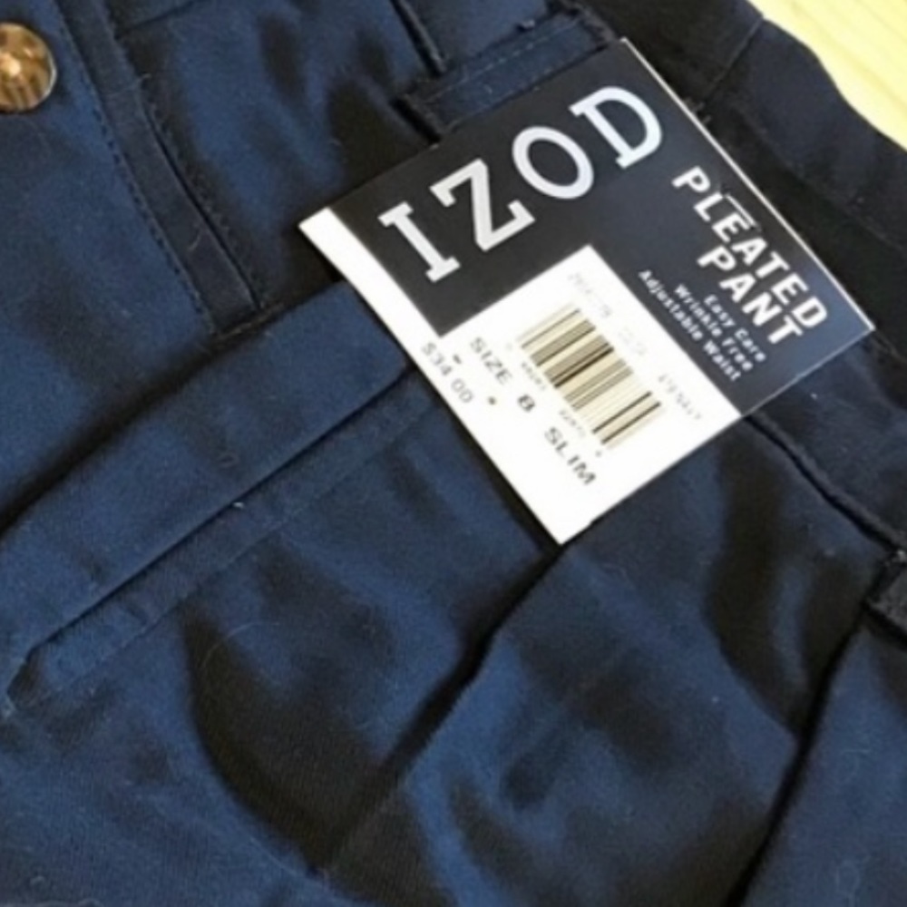 Izod pleated 8 slim pants Brand new!